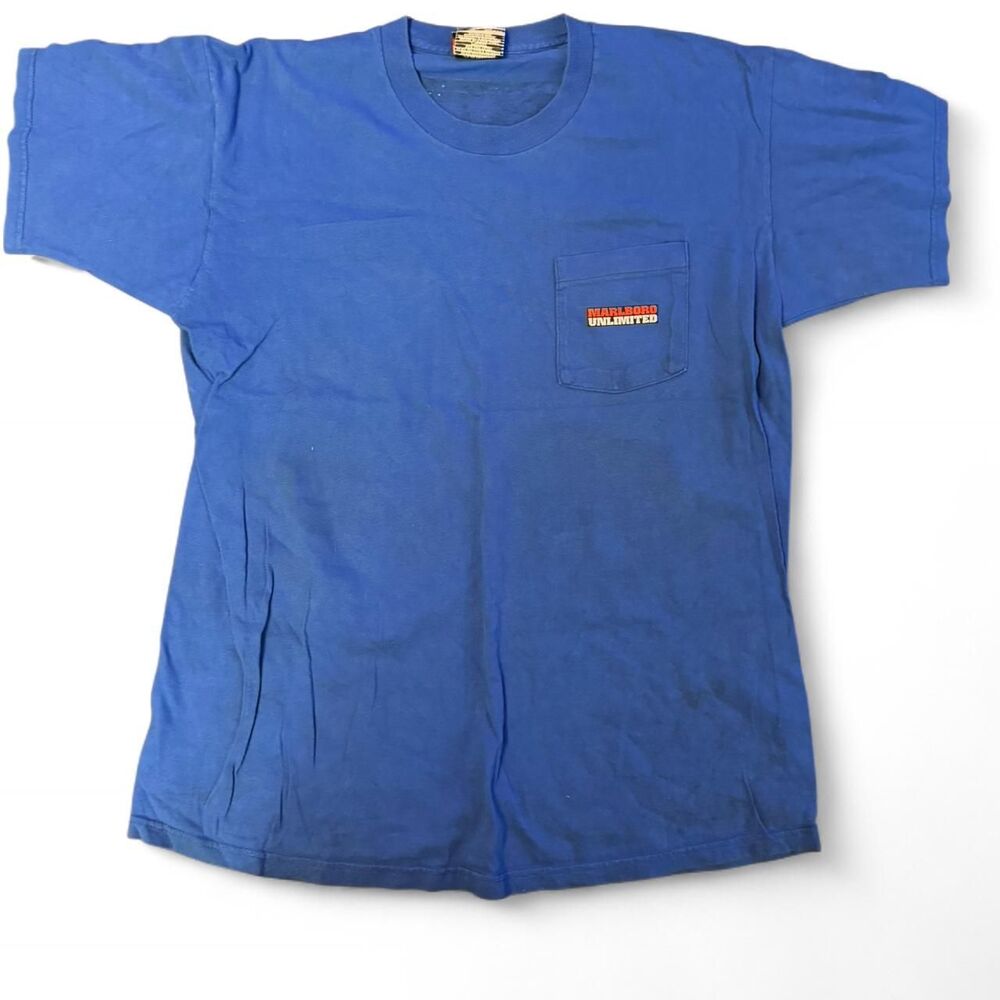 Marlboro Men's Blue T-shirt